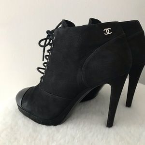 Authentic Chanel Lace Up Sue Cal
